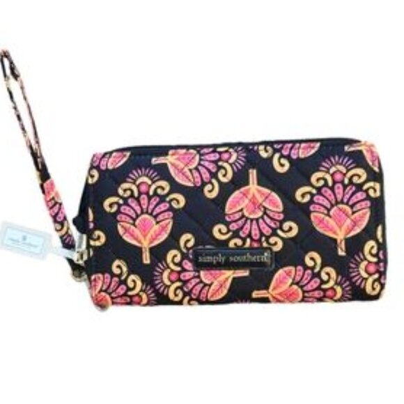 Simply Southern Handbags - 🩷Simply Southern🩷⚓️NWT Quilted🌼 Blossom 📱 Wallet ⚓️🌸🏵